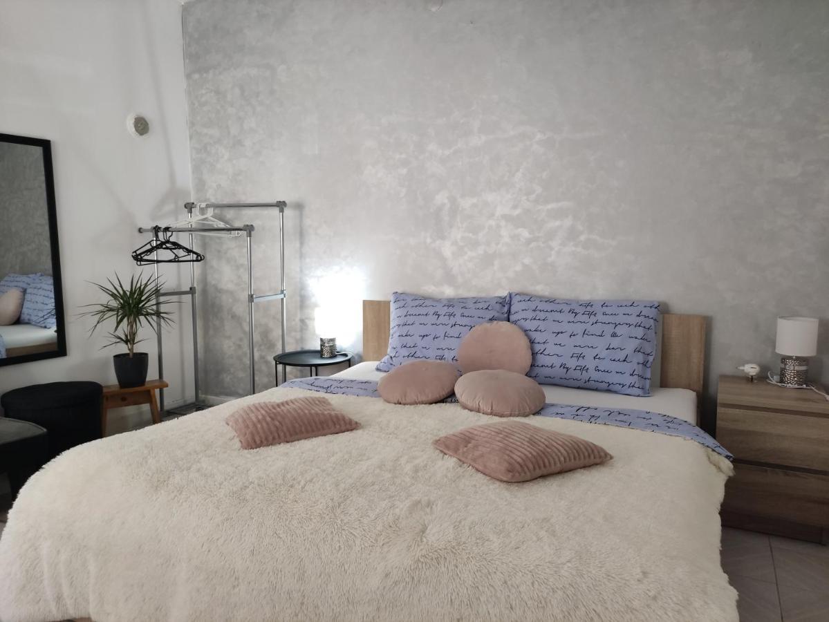 Little Paradise Pula Extérieur photo